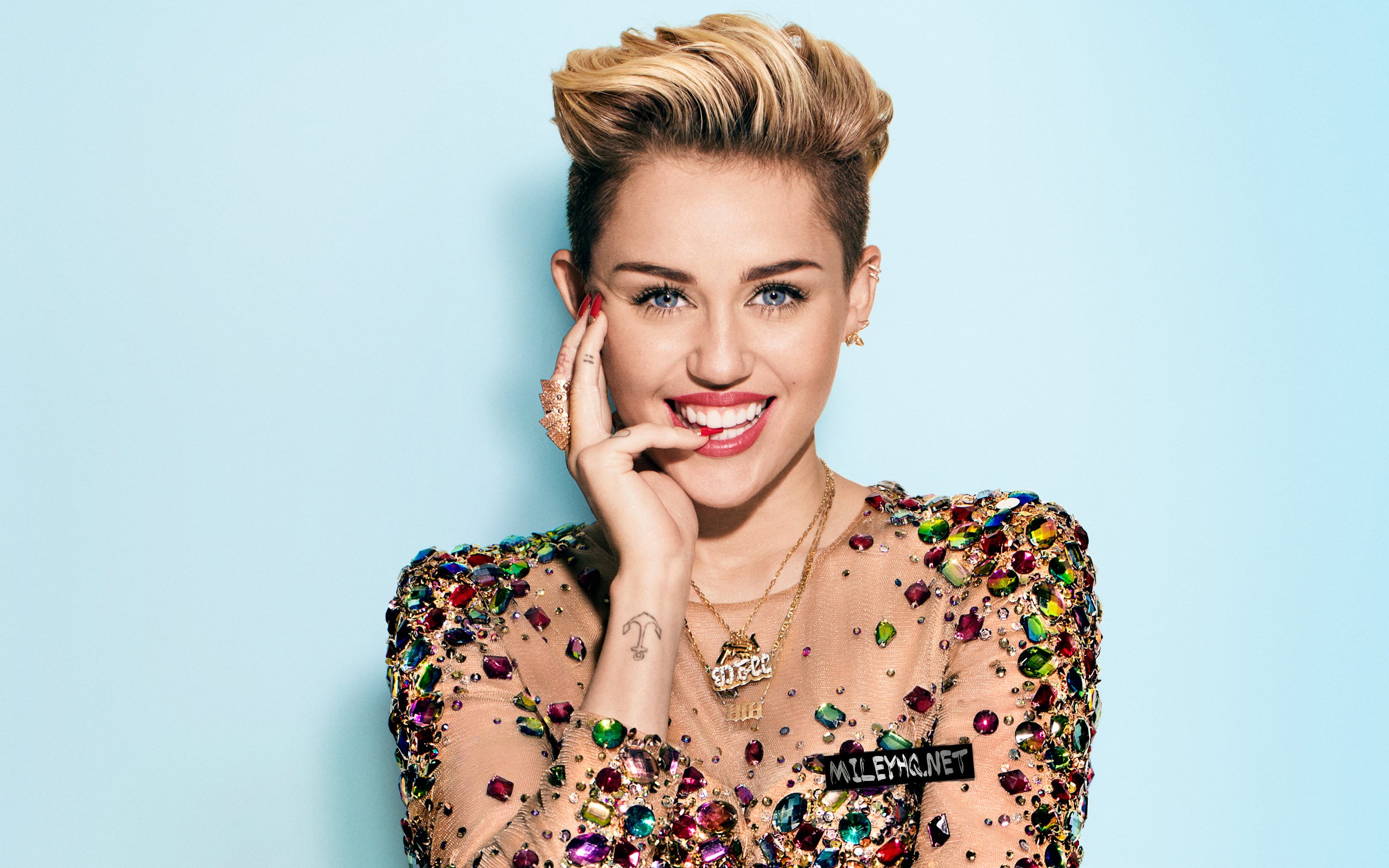 Майлі Сайрус (Miley Cyrus). Біографія. Фото. Особисте життя