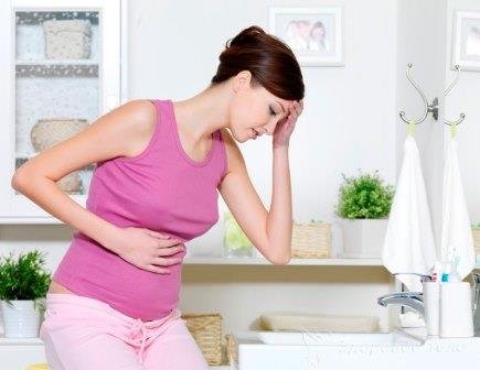 Коли починає нудити при вагітності на ранніх термінах?