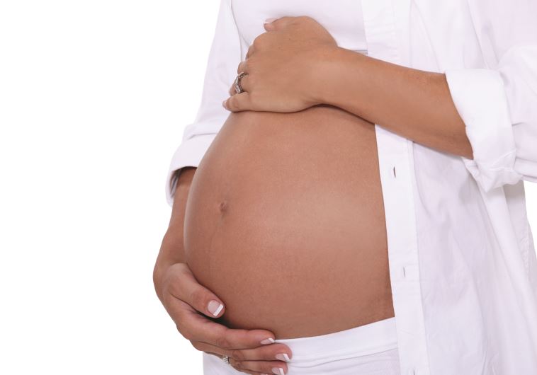 Коли починати носити бандаж при вагітності?
