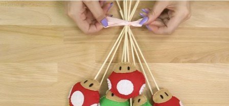 Як зробити букет з мяких іграшок своїми руками?
