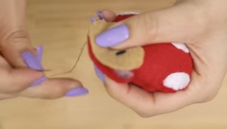 Як зробити букет з мяких іграшок своїми руками?